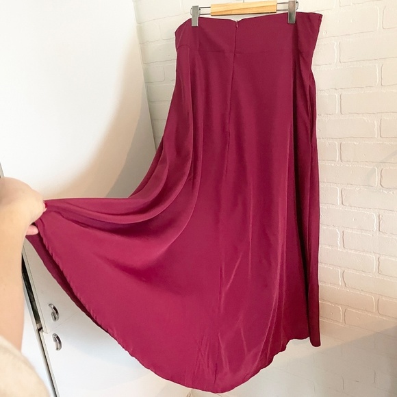 Stunning Maxi Skirt Burgundy Dark red Flowy Lightweight Pleated Belted Bow XXL - Picture 13 of 14